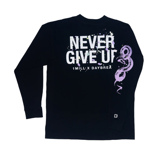 NEVER GIVE UP Long Sleeve T-Shirt (Black)