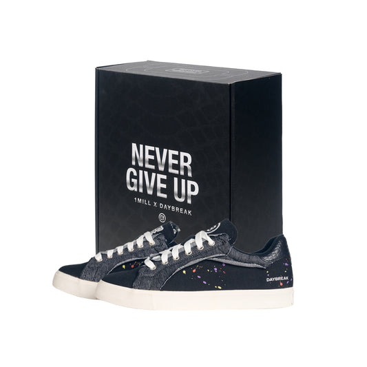 NEVER GIVE UP Low Cut Hemp Sneaker