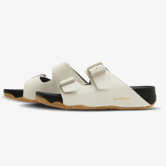 DAYBREAK Softwood Buckle Sandal White Black