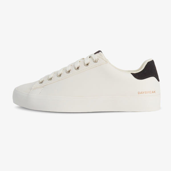 DAYBREAK Viride 602 Black